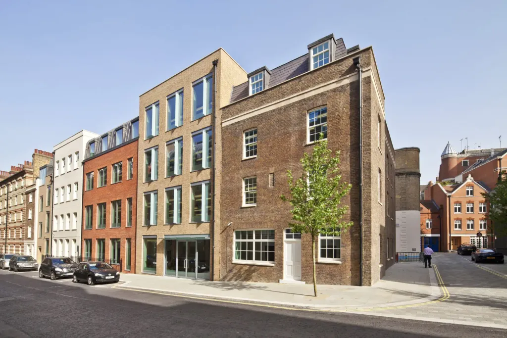 Property photo 1 of 6