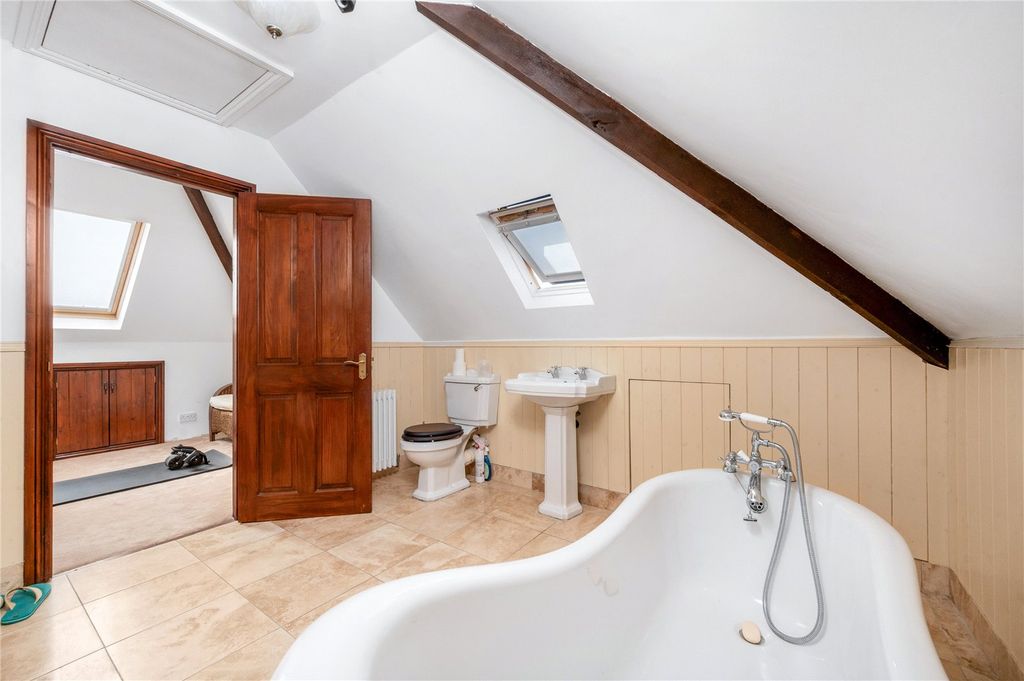 Additional image 29 of 6 bed detached house for saleToller Road, Stoneygate, Leicester LE2