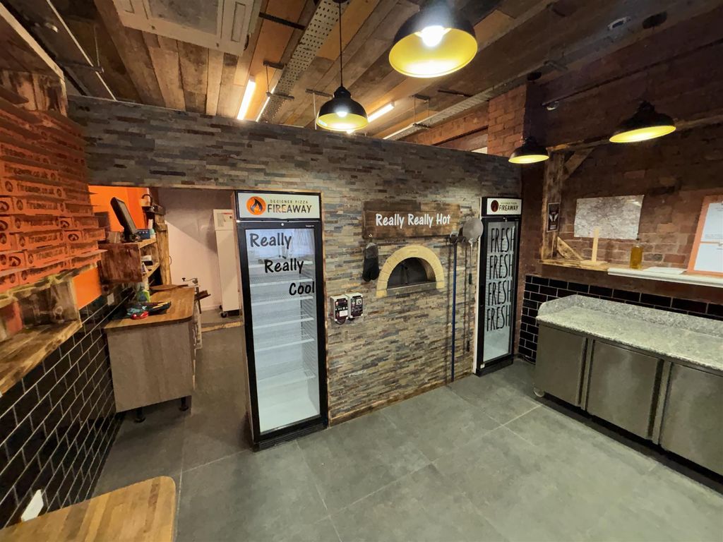 Property photo 2 of 7 Photo 1