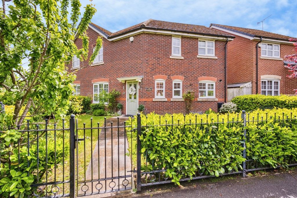 Property photo 1 of 20