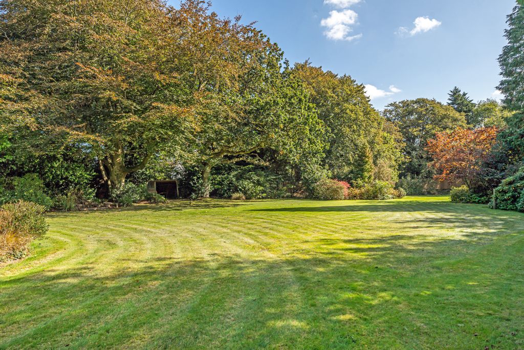 Property photo 3 of 19 Photo 3
