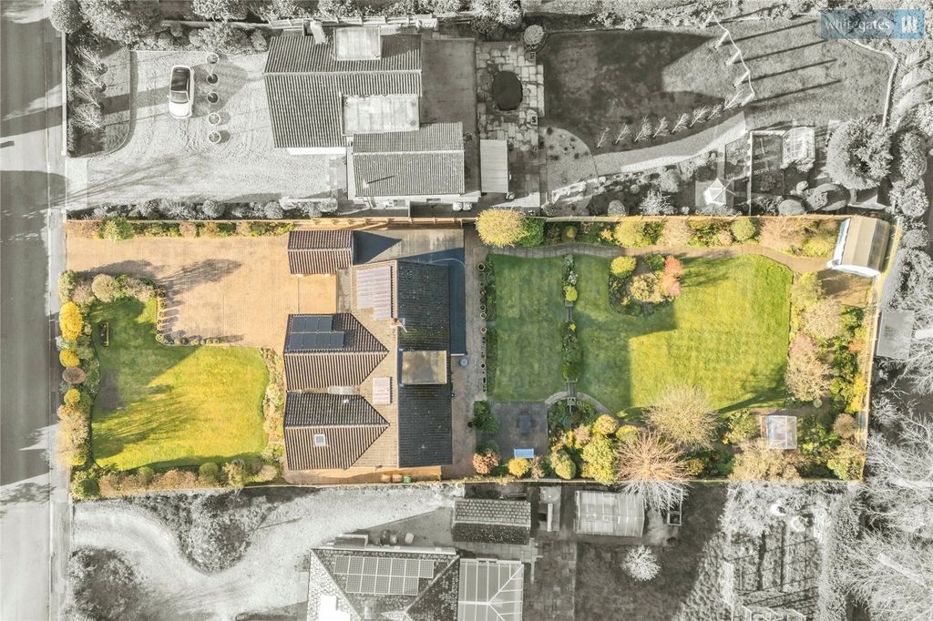 Property photo 2 of 35 Picture No. 65