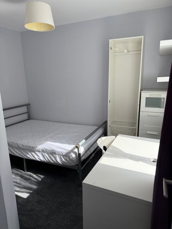 Property photo 2 of 12 Room 1 