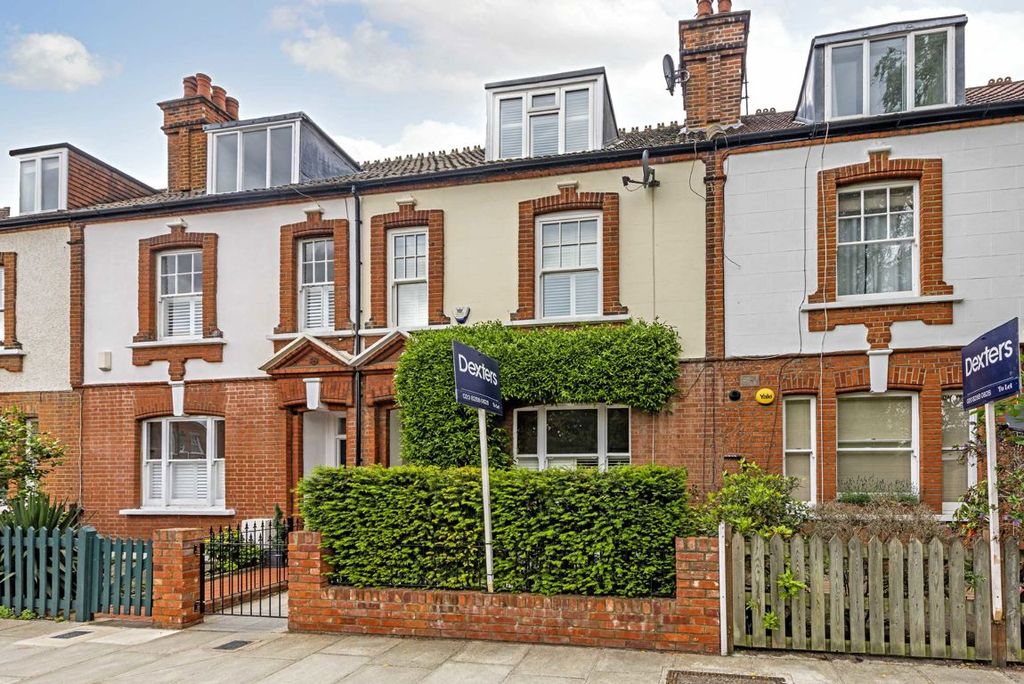 Property photo 1 of 9