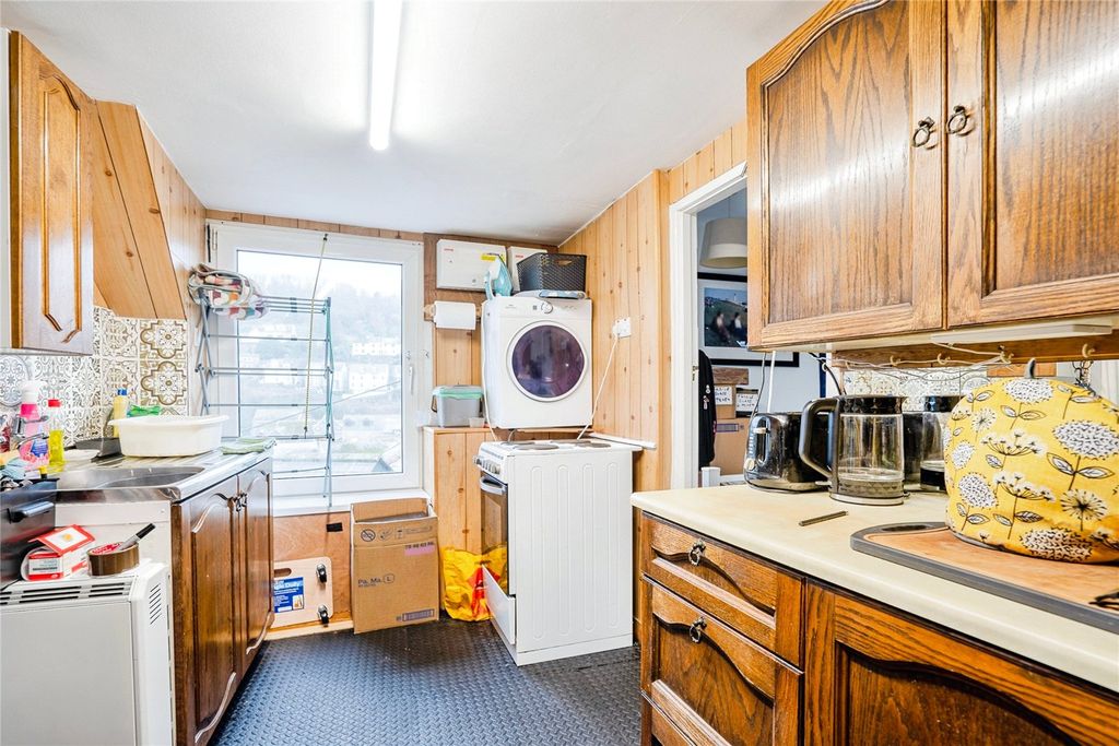 Property photo 2 of 25 Picture No. 02