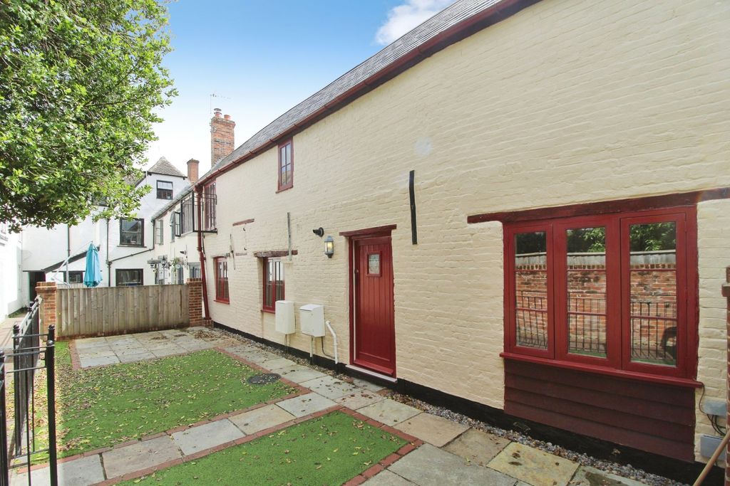 Property photo 1 of 13