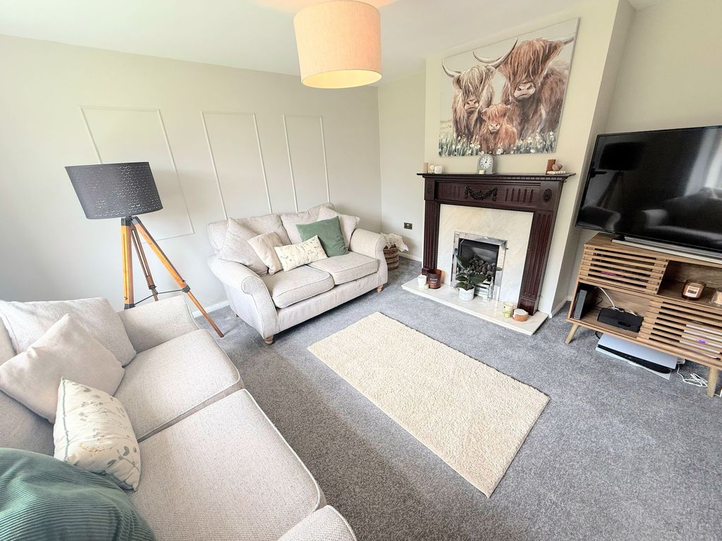 Property photo 2 of 30