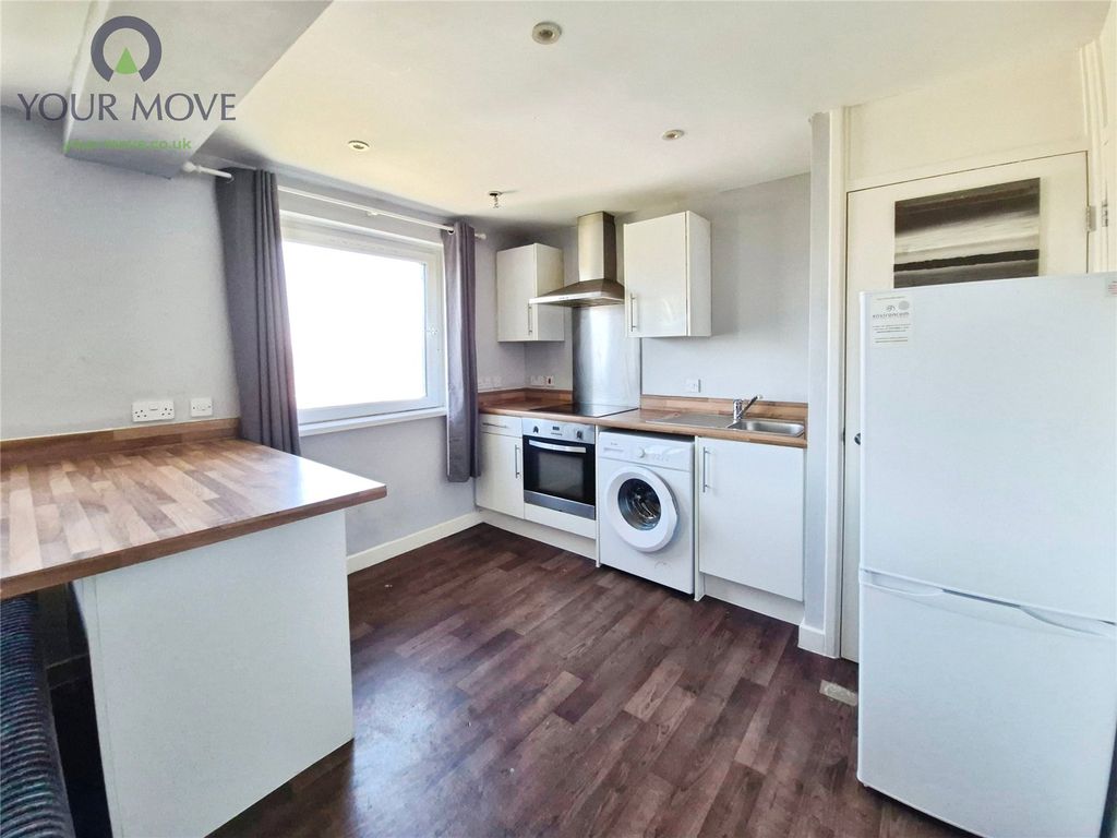 Property photo 3 of 8 Picture No. 05