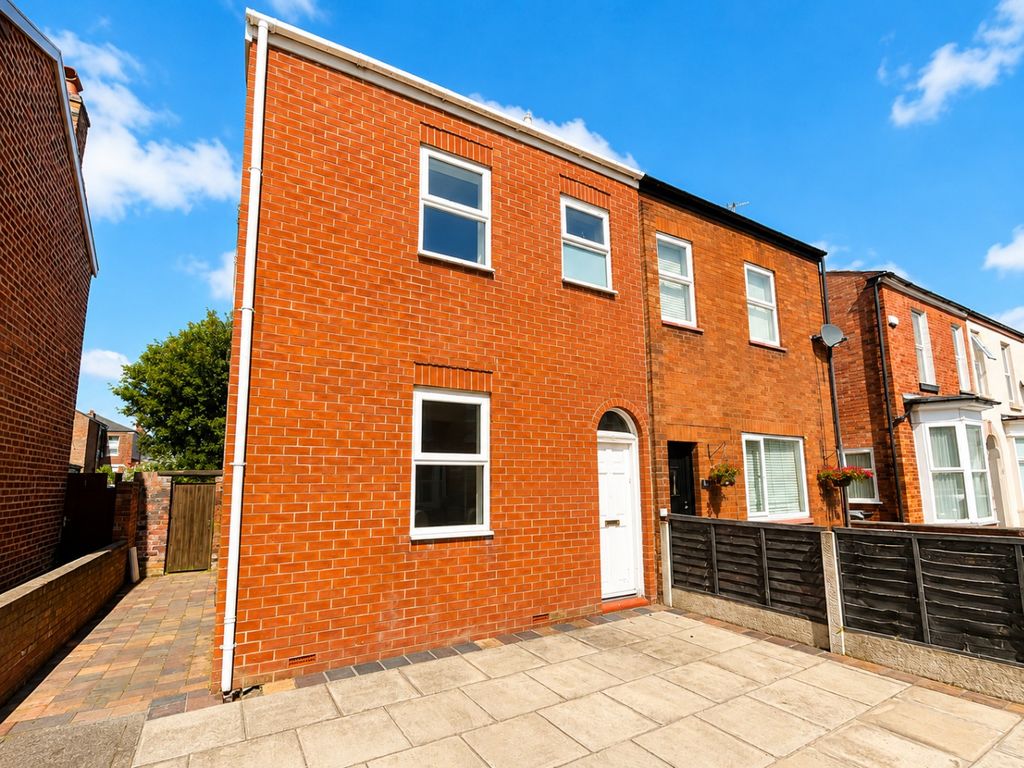 Property photo 2 of 20 5374434