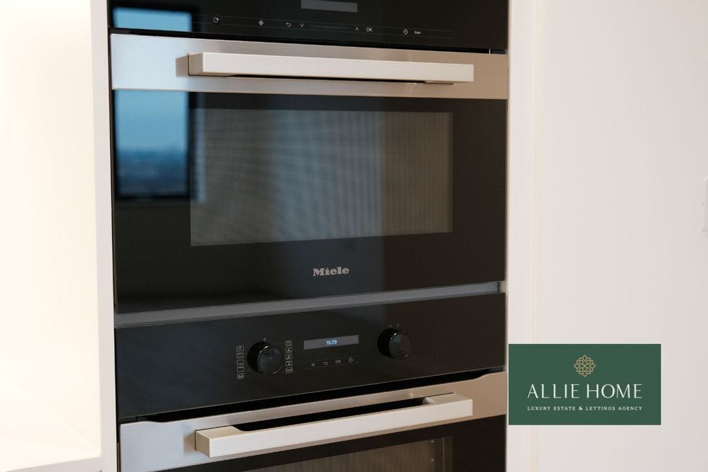 Property photo 3 of 30