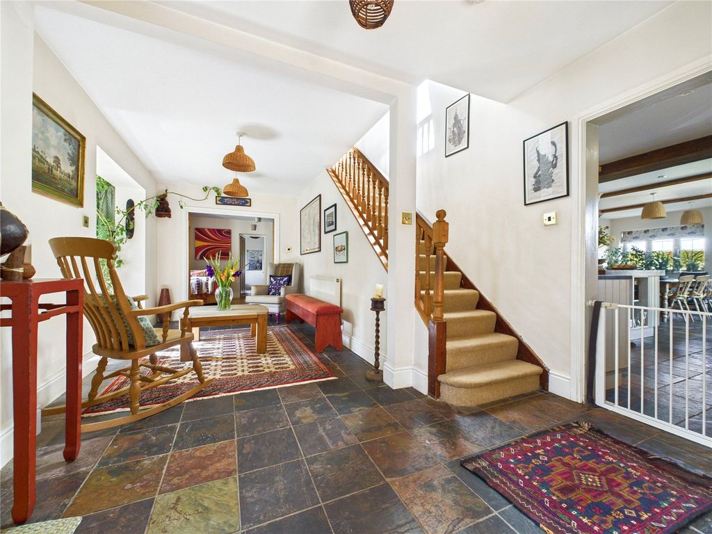 Property photo 3 of 24 Picture No. 06