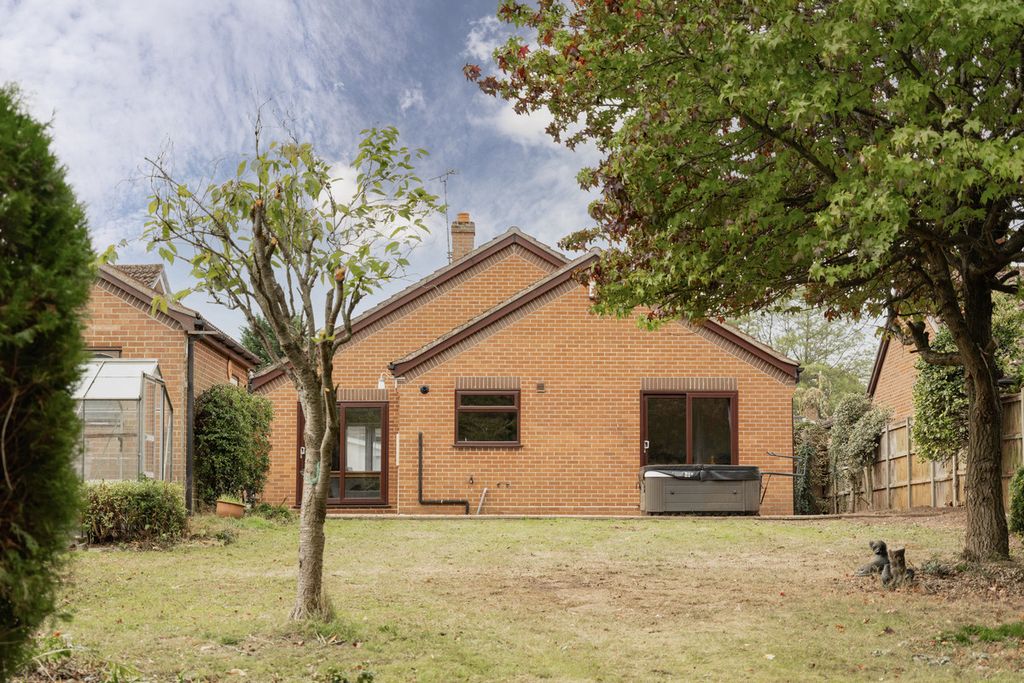 Property photo 3 of 20