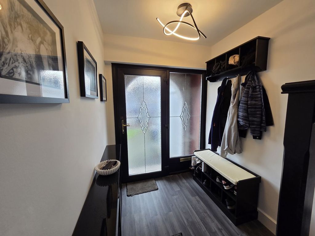 Property photo 2 of 28 Photo 10