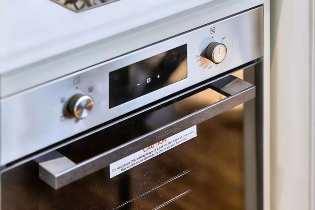 Property photo 2 of 11 Kitchen