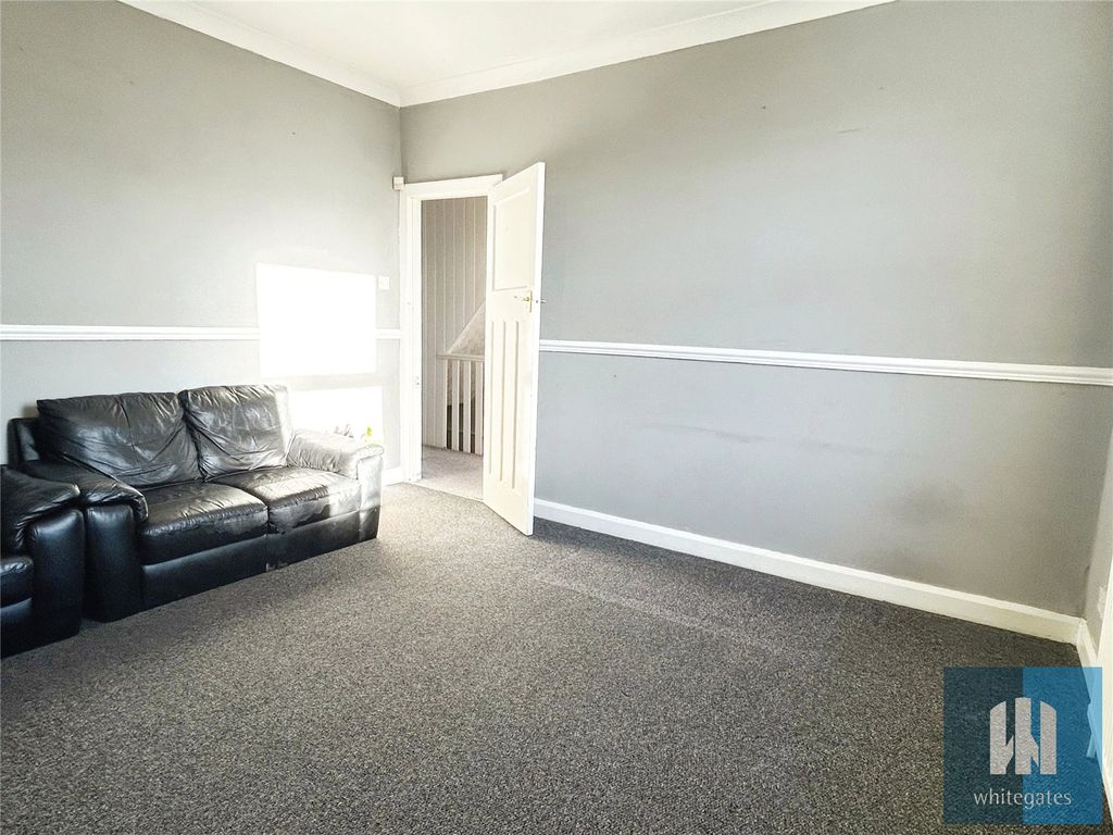 Property photo 3 of 10 Picture No. 11