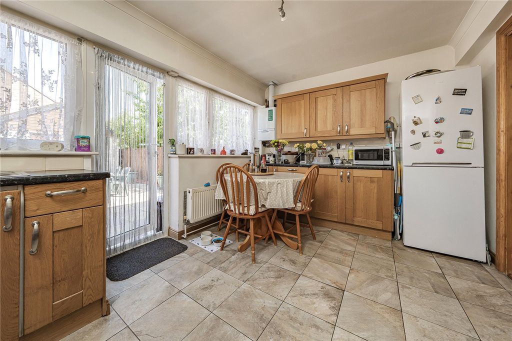 Property photo 2 of 16 Picture No. 06