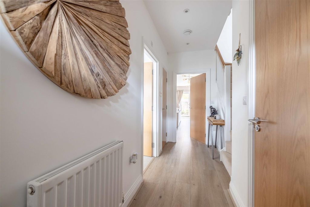 Property photo 3 of 26 CC2 (19 Of 36).Jpg