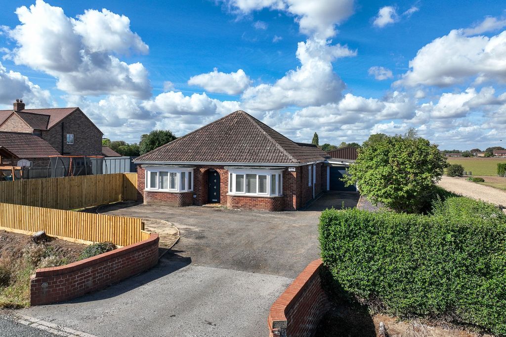 Property photo 1 of 45