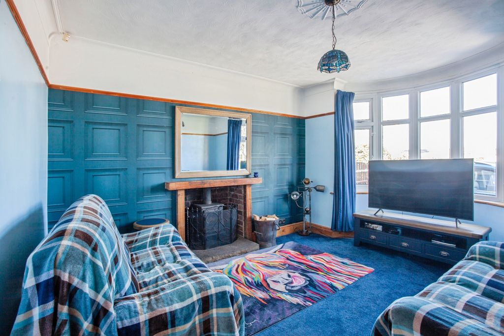 Property photo 3 of 20 Img_8875