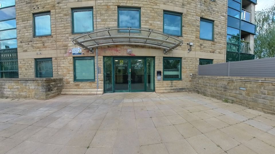 Property photo 1 of 18