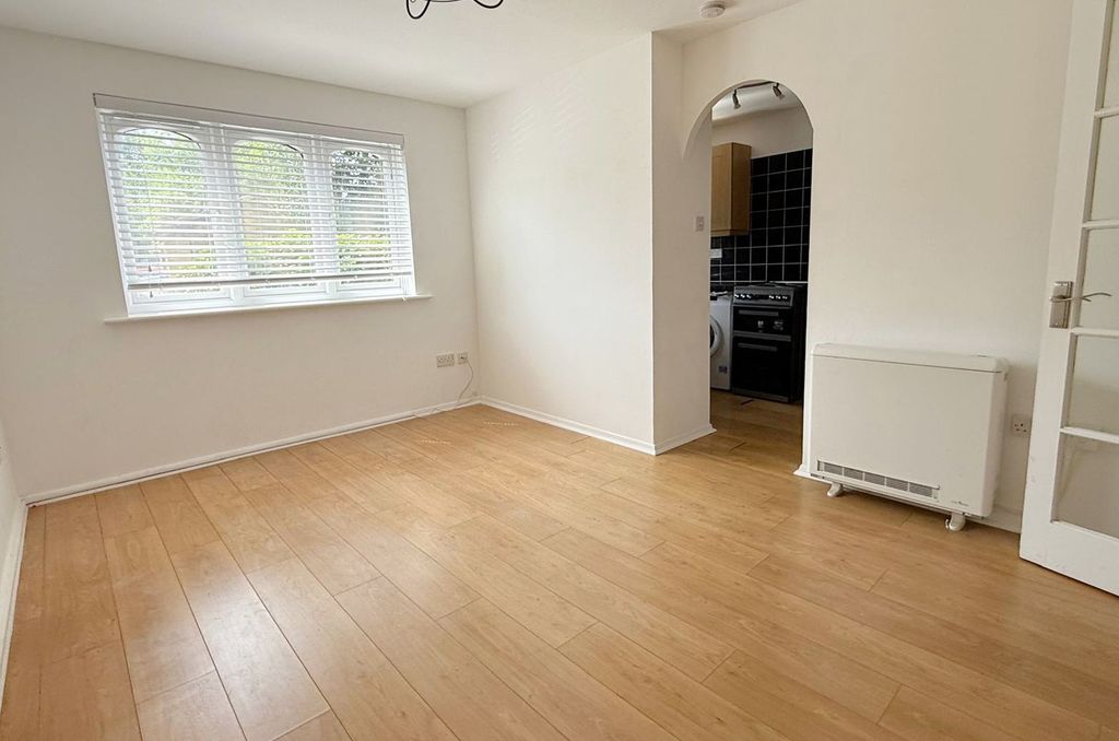 Property photo 2 of 11 Reception Room