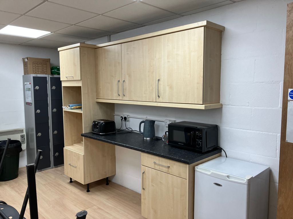 Property photo 2 of 5