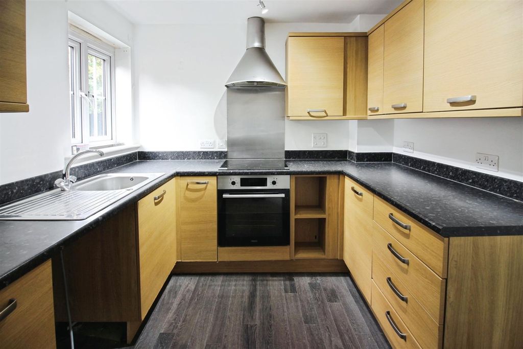Property photo 3 of 11 Open Plan Living