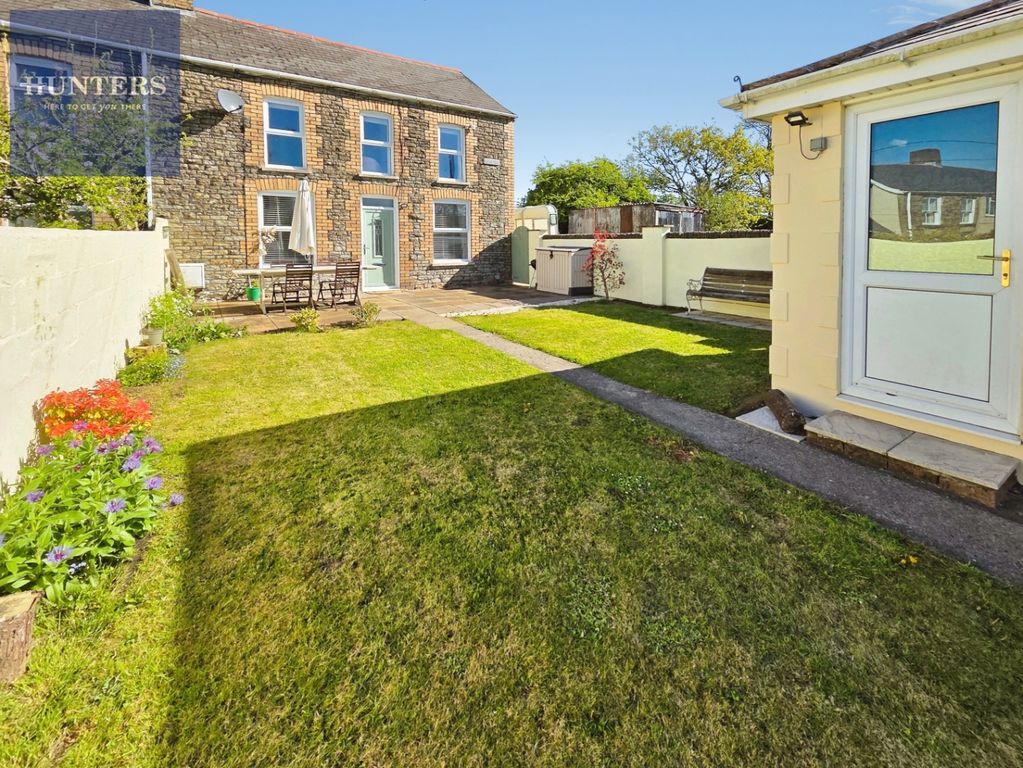 Property photo 3 of 23 Pbox-Img.Jpg