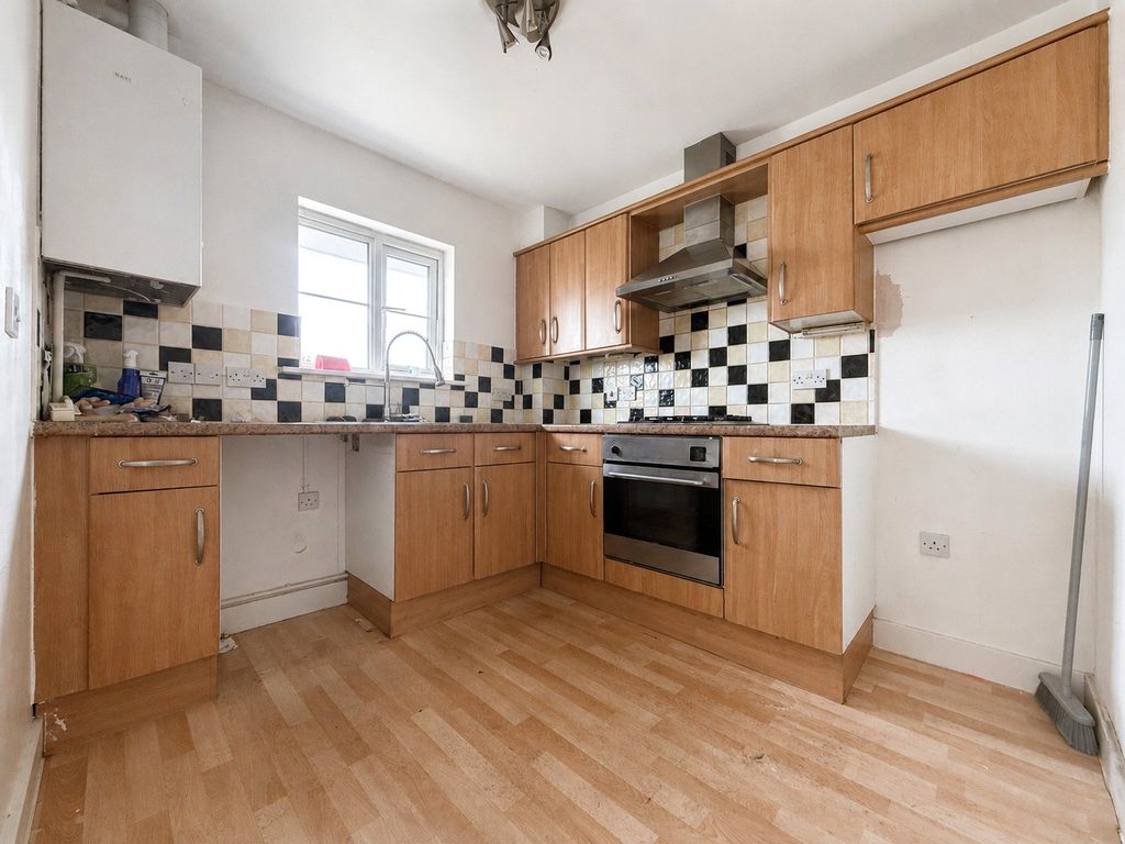 Property photo 2 of 10 Picture No. 21