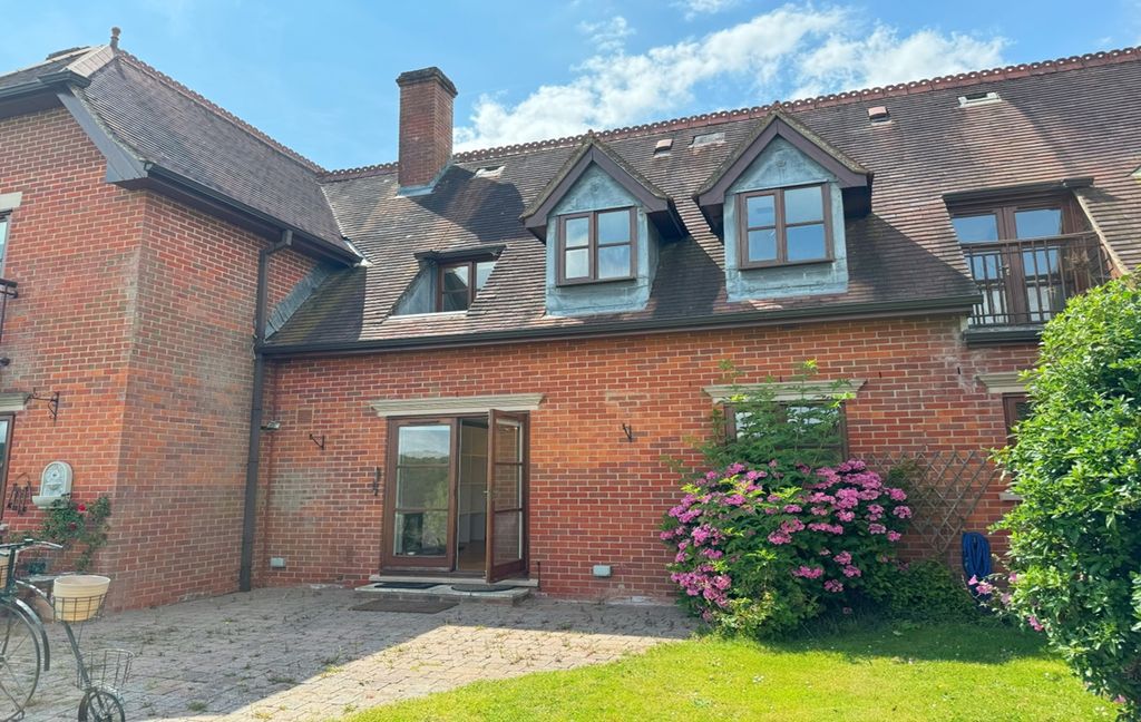 Property photo 1 of 23
