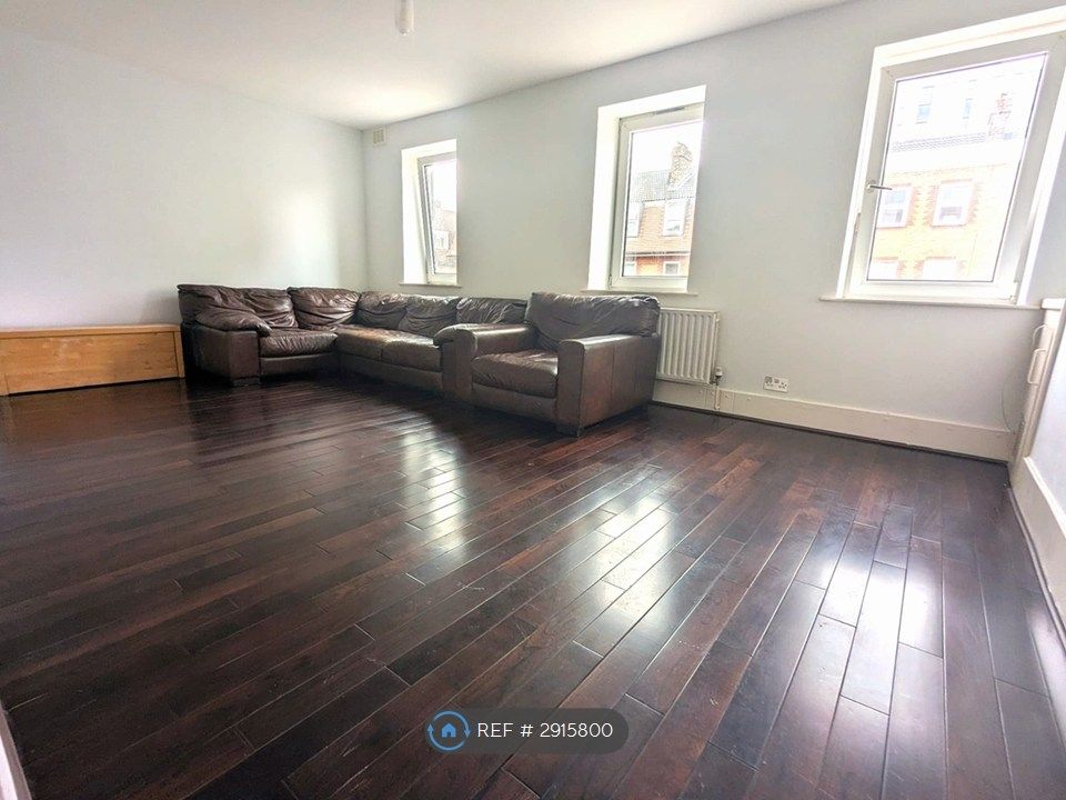 Property photo 2 of 10 Living Room - Door Angle