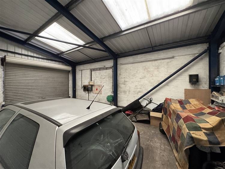 Property photo 3 of 7