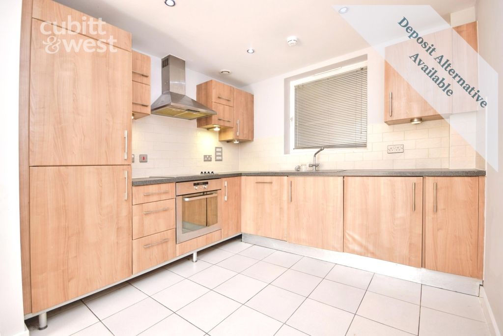 Property photo 2 of 16 Kitchen