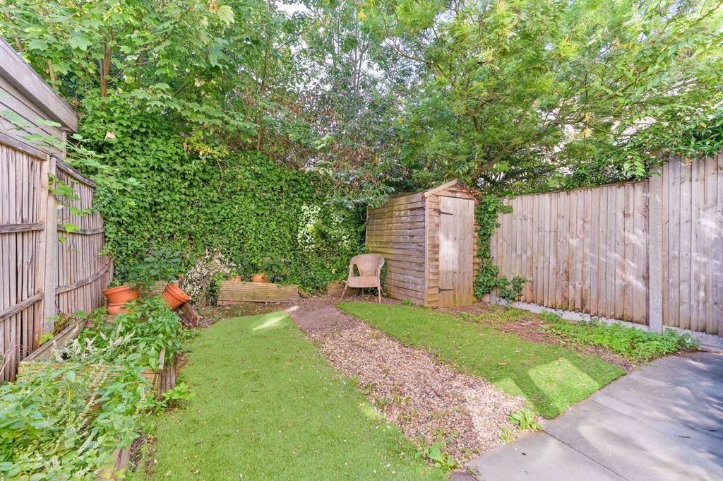 Property photo 3 of 19