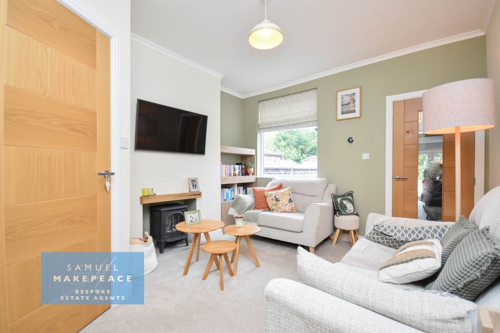 Property photo 3 of 31 Gallery