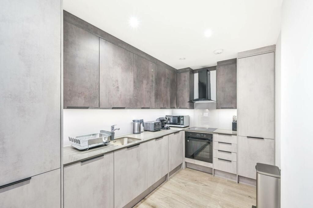 Property photo 2 of 8 Photo 2