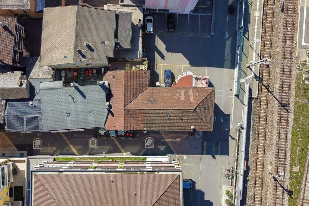 Property photo 1 of 7