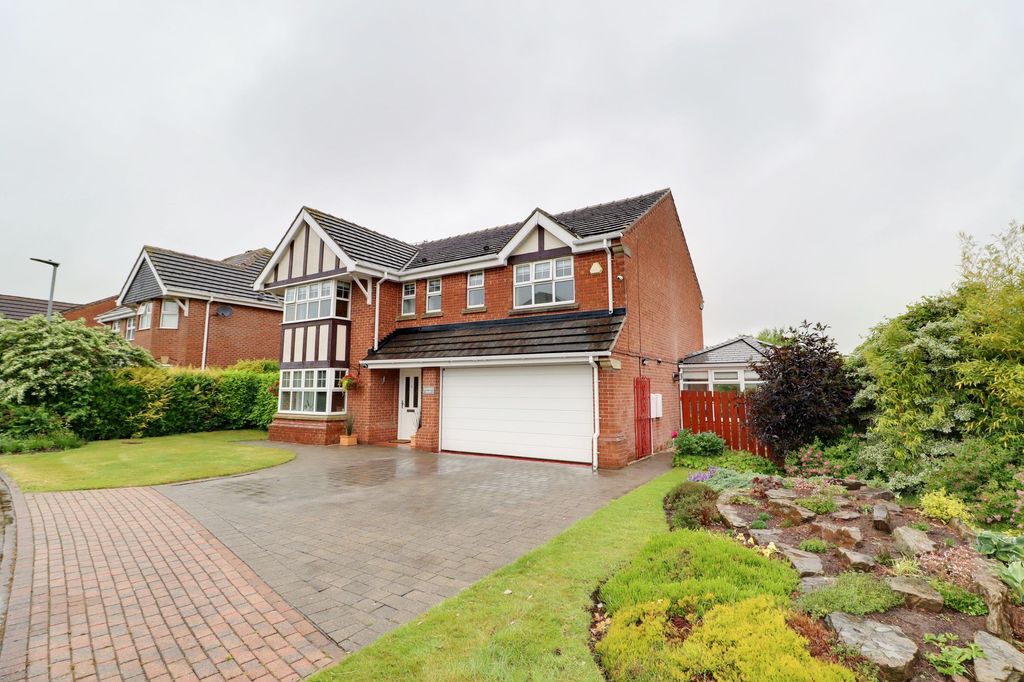 Property photo 1 of 34