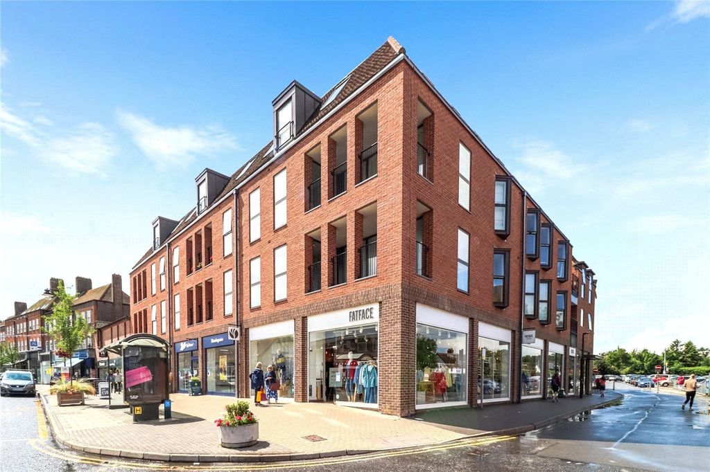 Property photo 1 of 16 Front