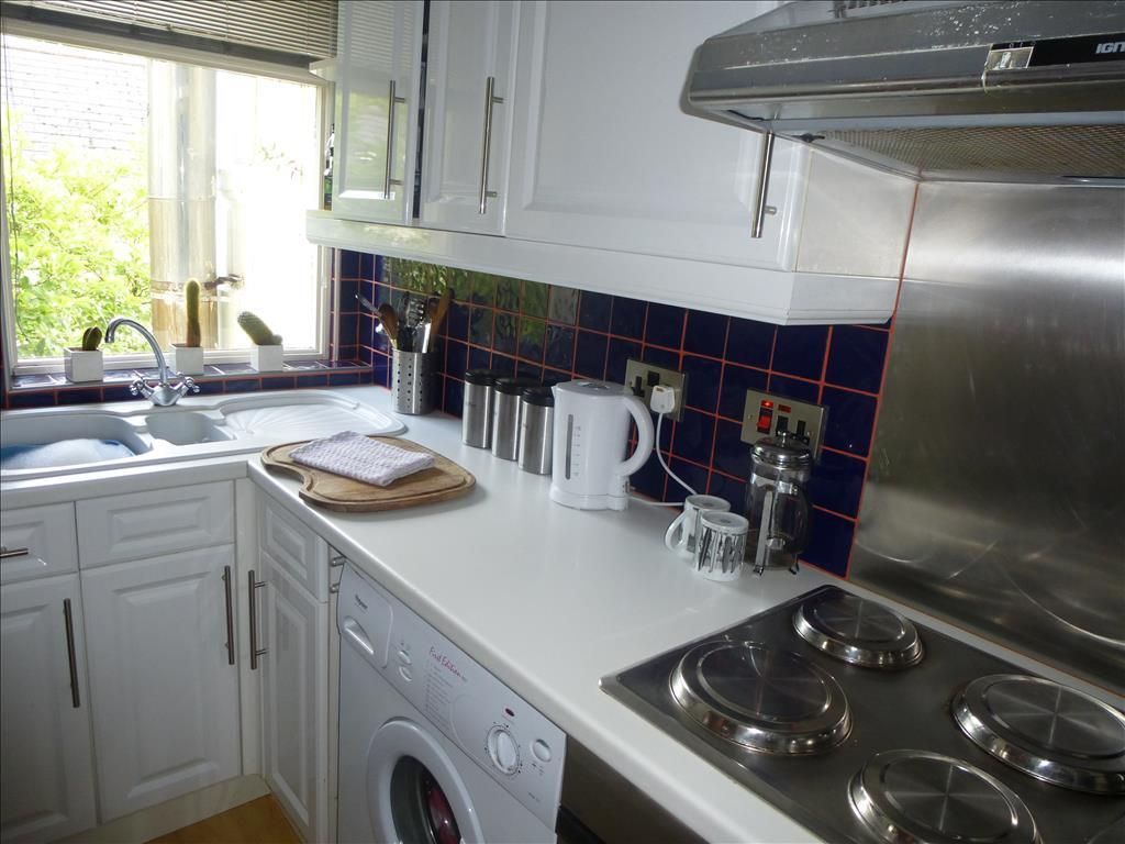 Property photo 3 of 12