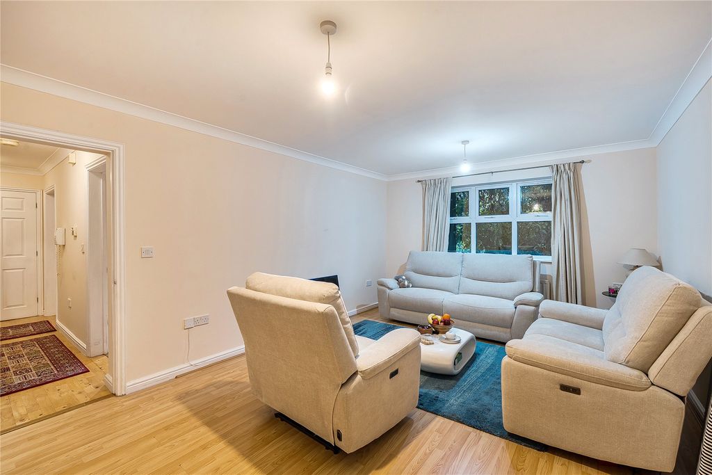 Property photo 2 of 13 Picture No. 09