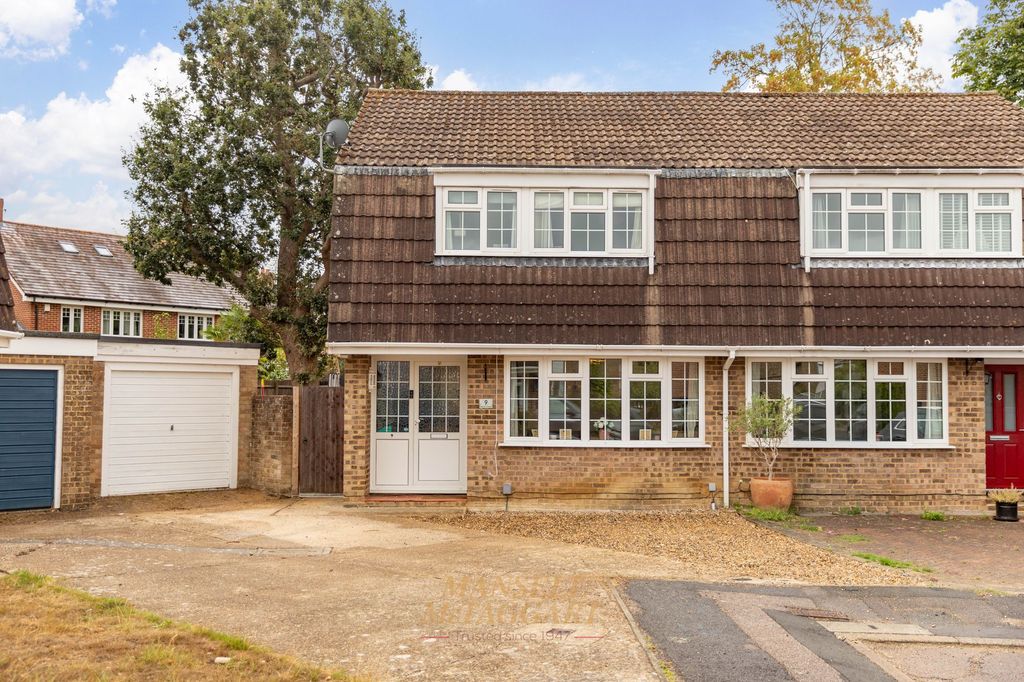 Property photo 1 of 18