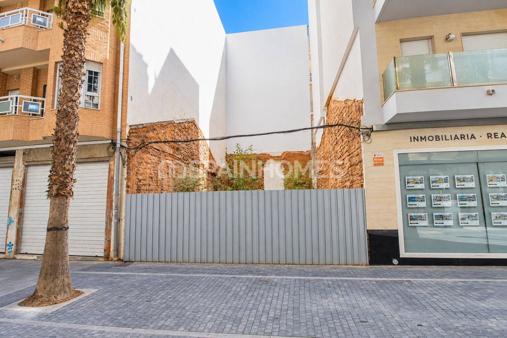 Property photo 1 of 6