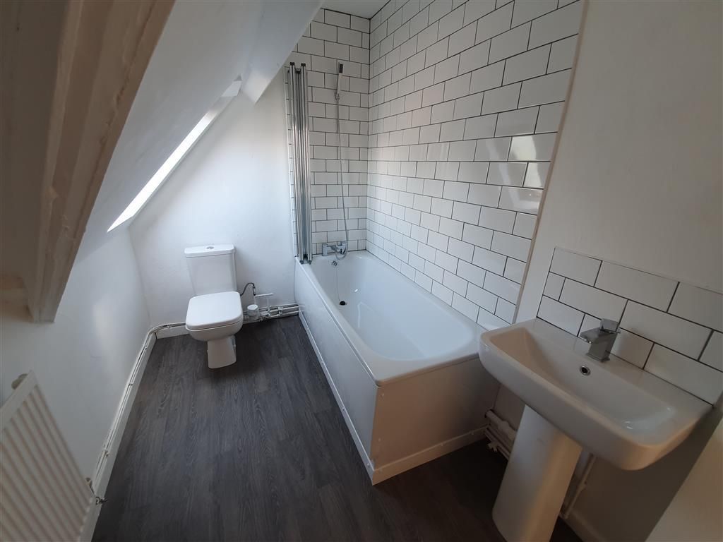 Property photo 3 of 5 Bathroom