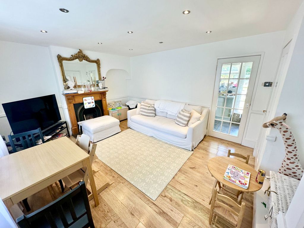 Property photo 2 of 15