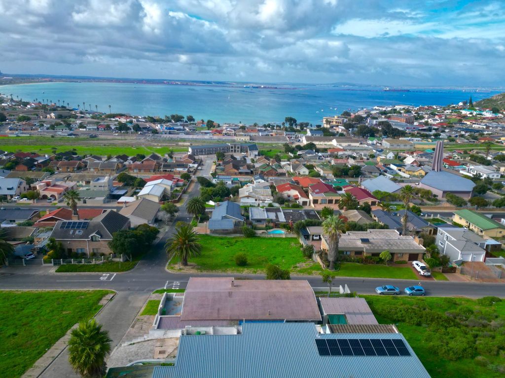 Property photo 3 of 62 La1705883