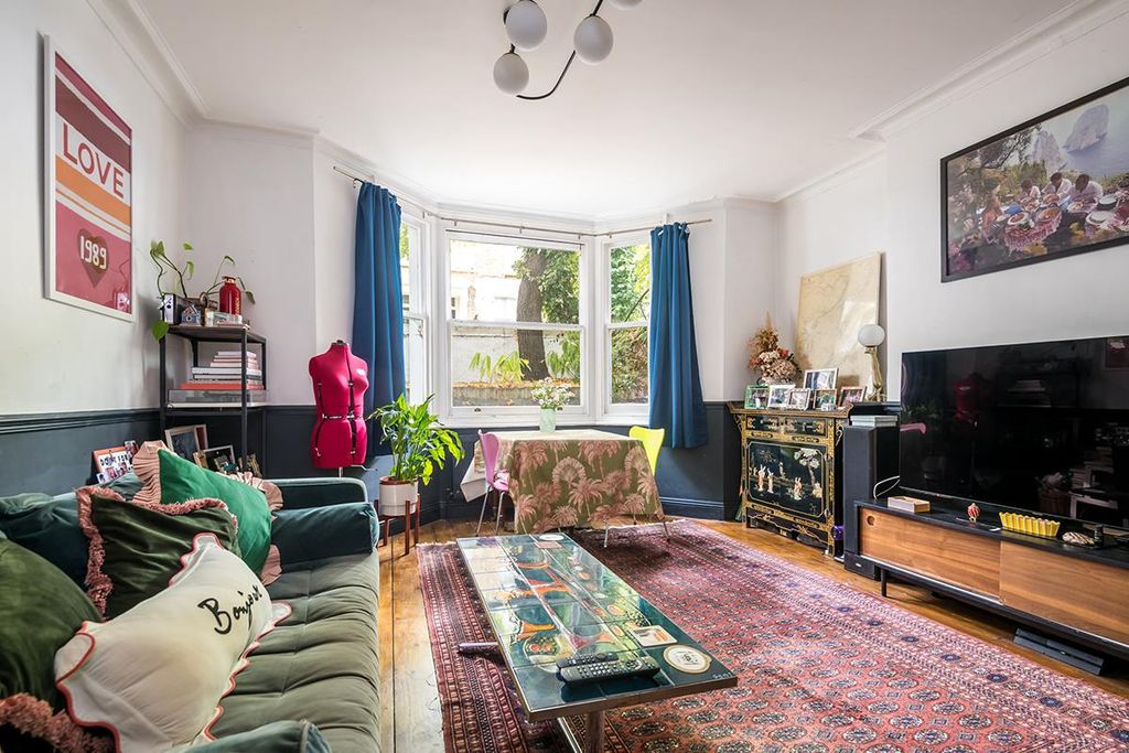 Property photo 1 of 12 Lilford Road-4.Jpg