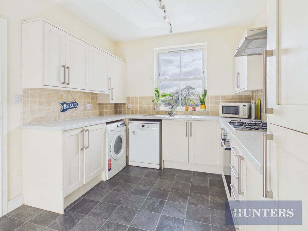 Property photo 3 of 29 Cam05316G0-Pr0329-Still010.Jpg