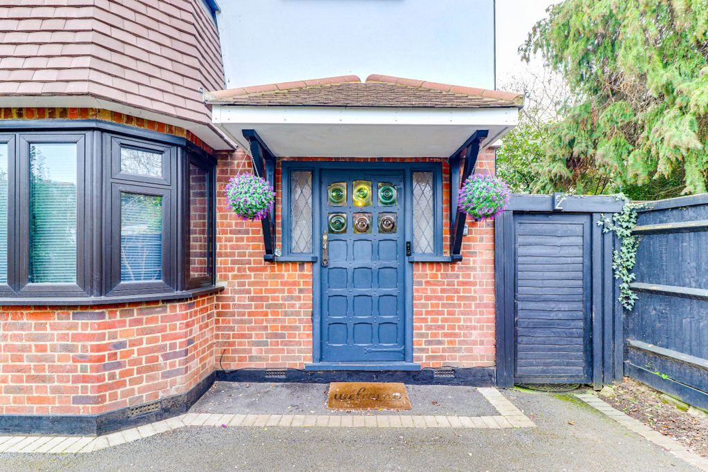 Property photo 3 of 36