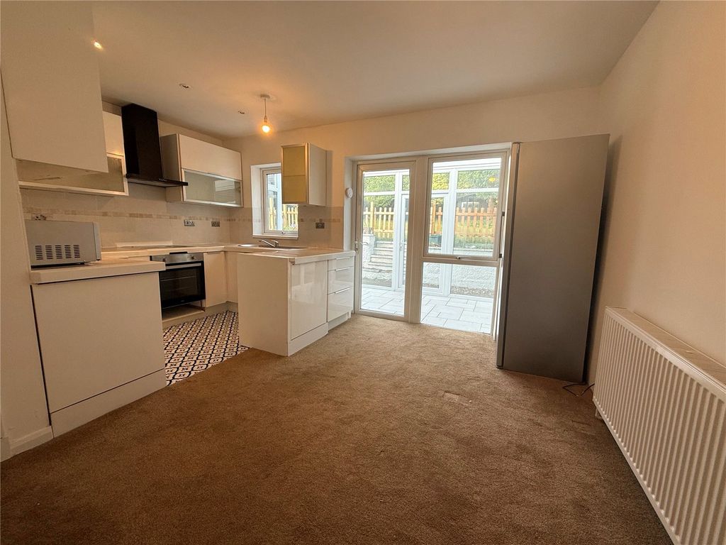 Property photo 2 of 15 Picture No. 22